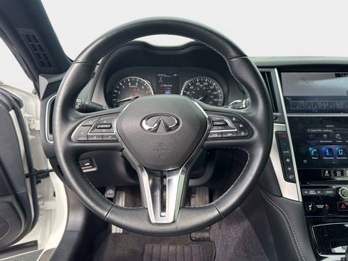 Used 2022 INFINITI Q60 3.0t Luxe w/ Essential Package image 21