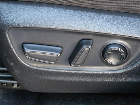 Used 2021 Toyota RAV4 XLE image 22