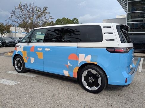 New 2025 Volkswagen ID. Buzz Pro S image 11