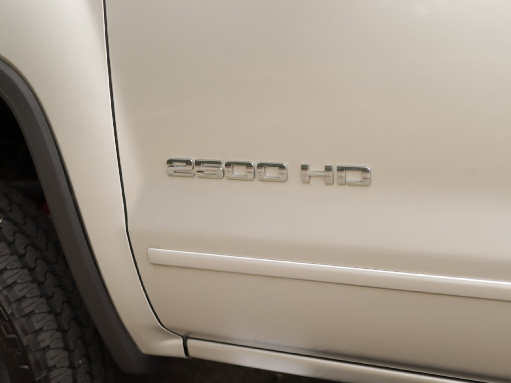 Used 2019 GMC Sierra 2500 SLE AWD/4WD image 35