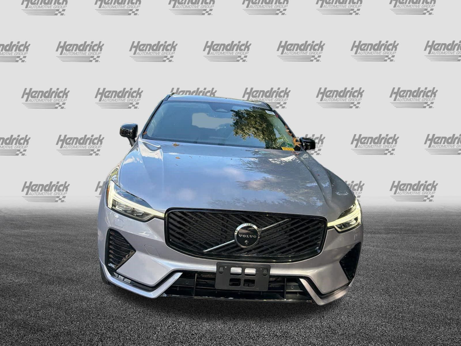 Used 2026 Volvo XC60 B5 Plus AWD/4WD image 6