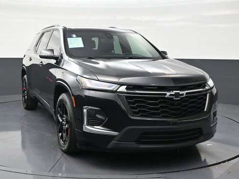 Used 2023 Chevrolet Traverse Premier w/ Redline Edition image 7
