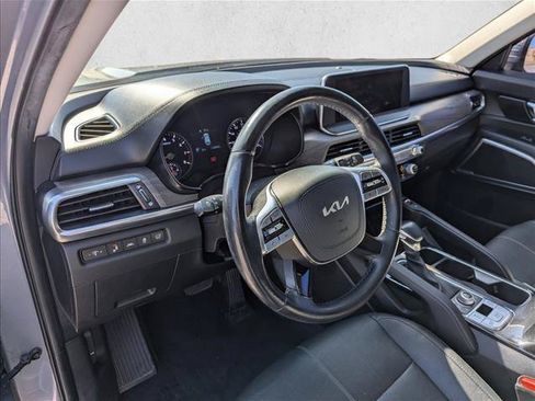 Used 2022 Kia Telluride EX w/ Towing Package AWD/4WD image 12