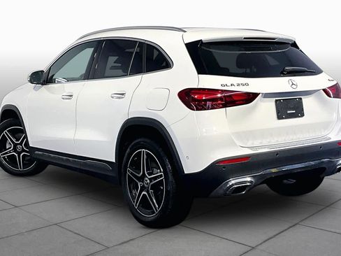 New 2026 Mercedes-Benz GLA 250 4MATIC image 3