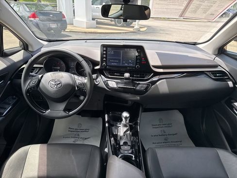 Certified 2020 Toyota C-HR Limited FWD image 17