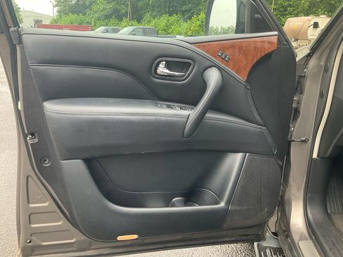 Used 2019 INFINITI QX80 Luxe w/ Proassist Package RWD image 17