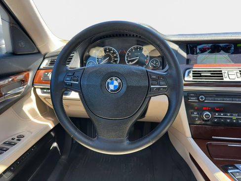 Used 2010 BMW 750Li xDrive AWD/4WD image 12