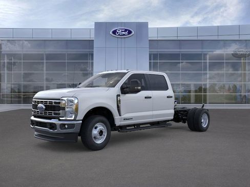 New 2026 Ford F350 XL w/ XL Chrome Package image 1