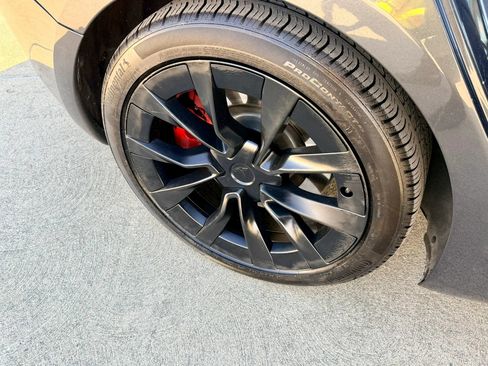 Used 2024 Tesla Model 3 Long Range RWD image 33
