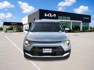 Used 2023 Kia Niro LX FWD video 2
