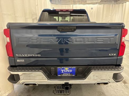 Used 2023 Chevrolet Silverado 1500 LTZ w/ LTZ Premium Package AWD/4WD image 4