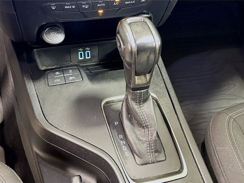 Used 2021 Ford Ranger XLT w/ Equipment Group 301A Mid image 16