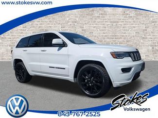 Used 2020 Jeep Grand Cherokee Altitude RWD video 1