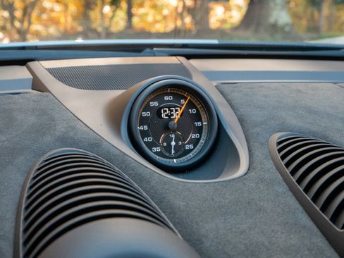 Used 2024 Porsche 718 Cayman GT4 RS image 25