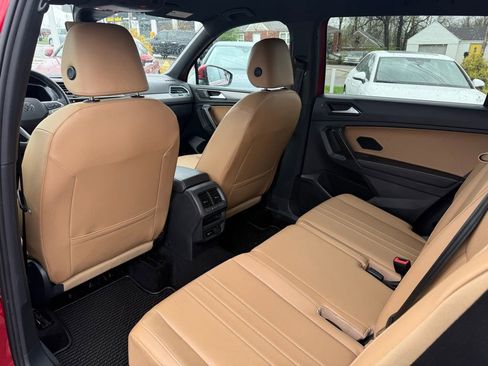 Used 2022 Volkswagen Tiguan SE image 23