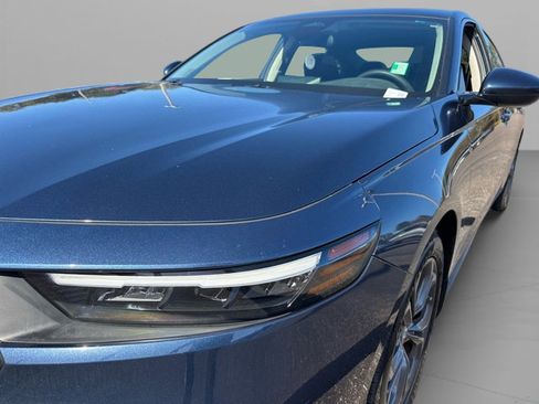 Certified 2023 Honda Accord EX image 30