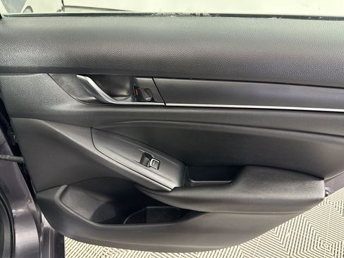 Used 2020 Honda Accord Sport image 26