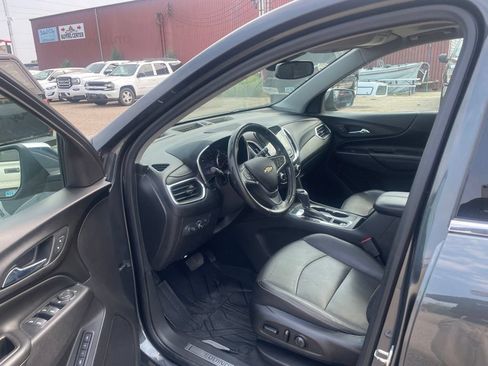 Used 2020 Chevrolet Equinox Premier AWD/4WD image 14