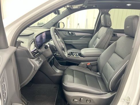 Used 2026 Buick Enclave Sport Touring w/ Power Package AWD/4WD image 20