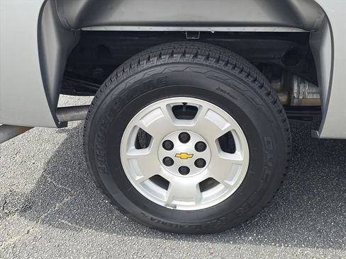 Used 2010 Chevrolet Silverado 1500 LT w/ Interior Plus Package RWD image 35