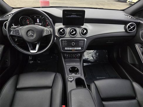 Used 2019 Mercedes-Benz CLA 250 CLA 250 image 14