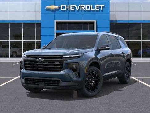 New 2026 Chevrolet Traverse LT w/ Midnight/Sport Edition image 6