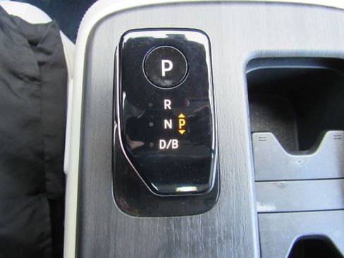 Used 2024 Nissan Ariya FWD image 48