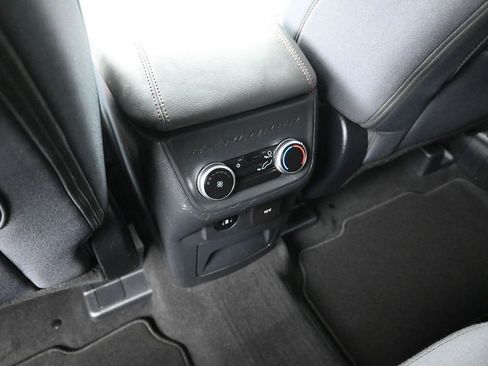 Certified 2025 Ford Explorer Active RWD image 21
