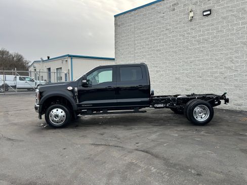 New 2026 Ford F550 4x4 Crew Cab image 6