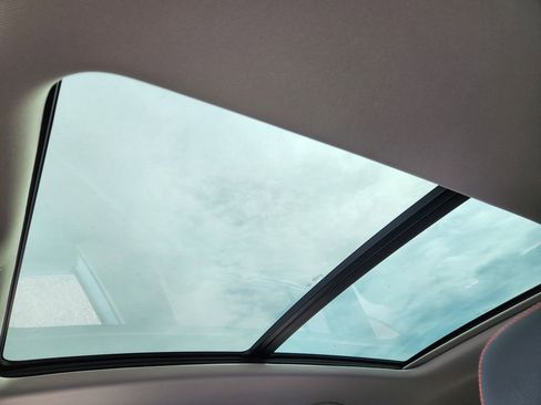 New 2026 Volkswagen Atlas Peak Edition image 17