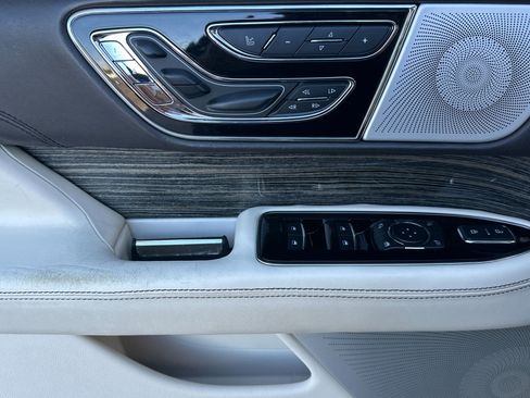 Used 2020 Lincoln Navigator L Black Label image 12