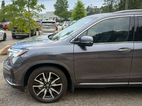 Used 2021 Honda Pilot Elite image 3