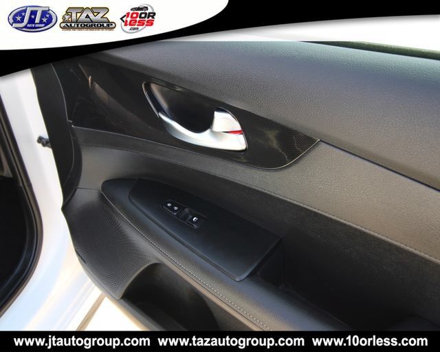 Used 2023 Kia Forte GT-Line w/ GT-Line Premium Package FWD image 16