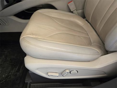 Used 2017 Lincoln MKX Select w/ Select Plus Package image 24