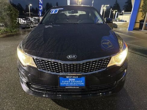 Used 2018 Kia Optima EX w/ Premium Package image 3