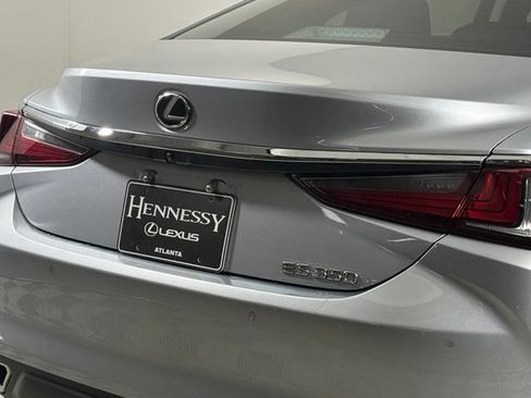Used 2023 Lexus ES 350 w/ Premium Package FWD image 15