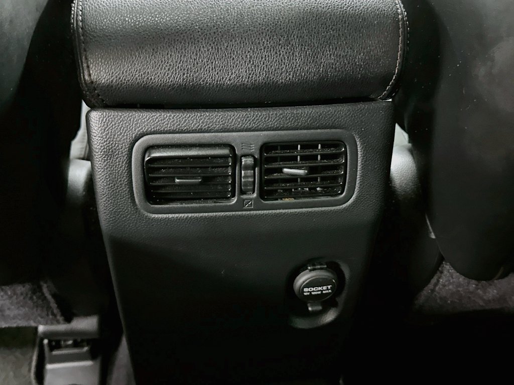 Used 2016 INFINITI QX70 2WD w/ Premium Package image 26