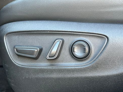 Used 2024 Toyota Grand Highlander XLE image 27