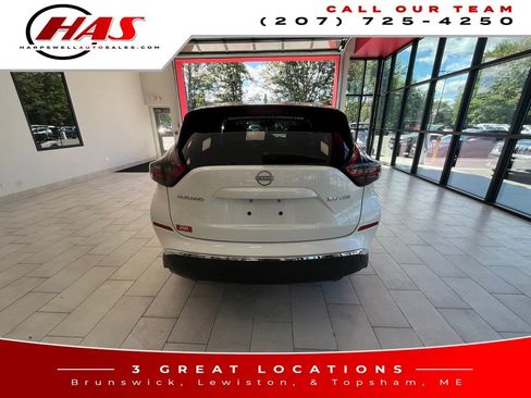 Used 2023 Nissan Murano SV AWD/4WD image 6