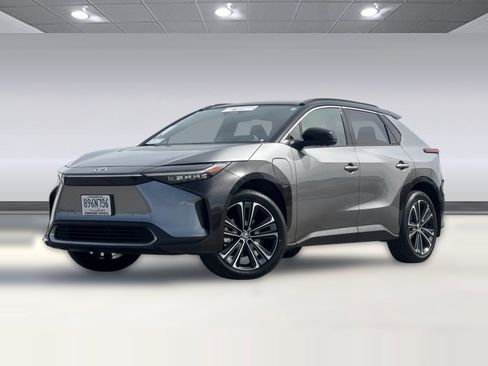 Certified 2023 Toyota bZ4X Limited image 24