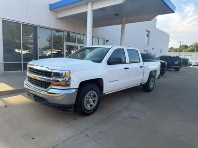 Used 2018 Chevrolet Silverado 1500 W/T w/ Trailering Package