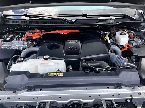 Used 2024 Toyota Sequoia Capstone RWD image 27