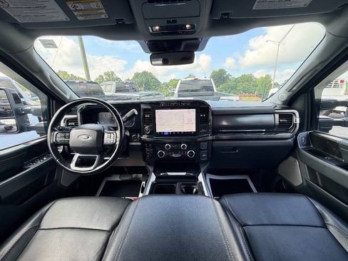 Used 2023 Ford F250 Lariat w/ Lariat Ultimate Package AWD/4WD image 40
