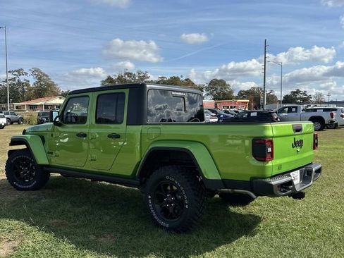 New 2026 Jeep Gladiator Willys image 12