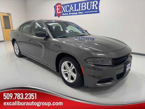 Used 2023 Dodge Charger SXT image 1