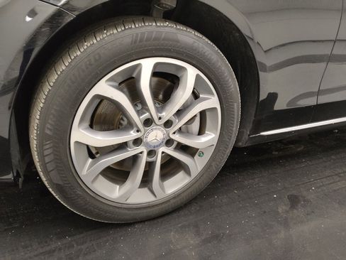 Used 2016 Mercedes-Benz C 300 4MATIC Sedan w/ Premium 1 Package image 31