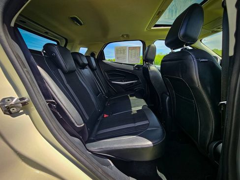Used 2020 Ford EcoSport SES w/ SES Black Appearance Package AWD/4WD image 36