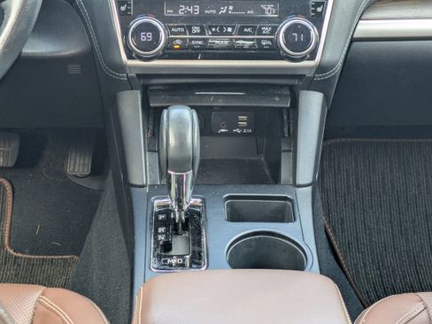 Used 2019 Subaru Outback 2.5i Touring image 18