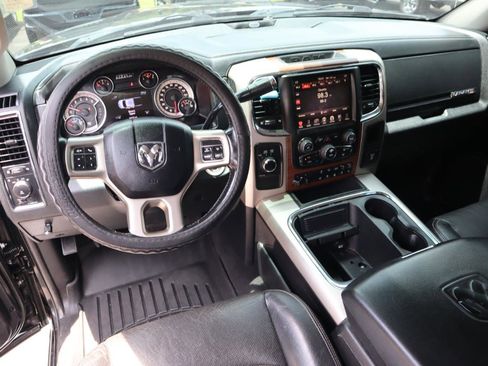 Used 2016 RAM 3500 Laramie AWD/4WD image 9