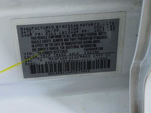 Certified 2022 Nissan Sentra SV FWD image 28